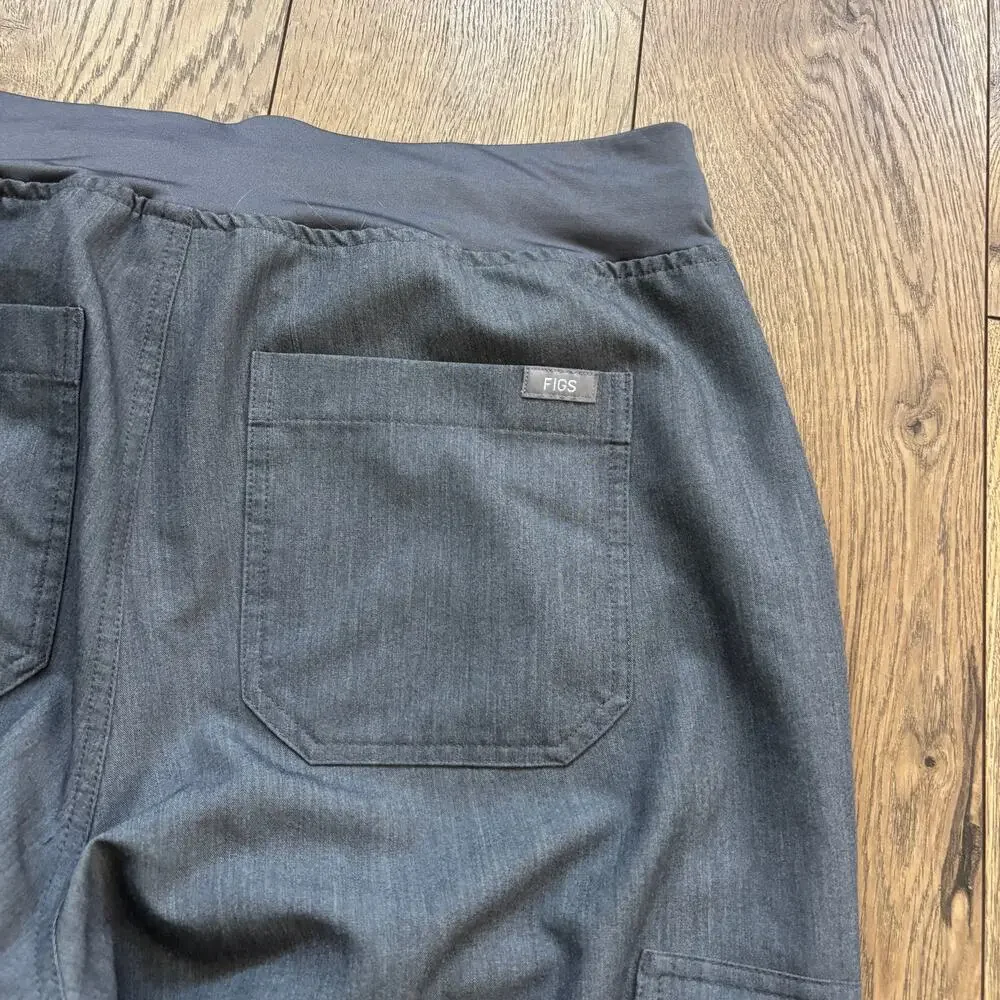 FIGS Technical Collection Cairo Cargo Scrub Pants – Gray Stretch‎ – Men’s L